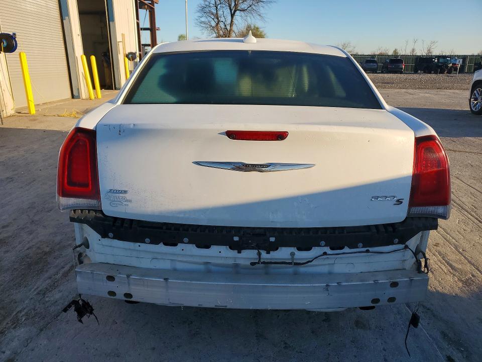 2019 Chrysler 300 s