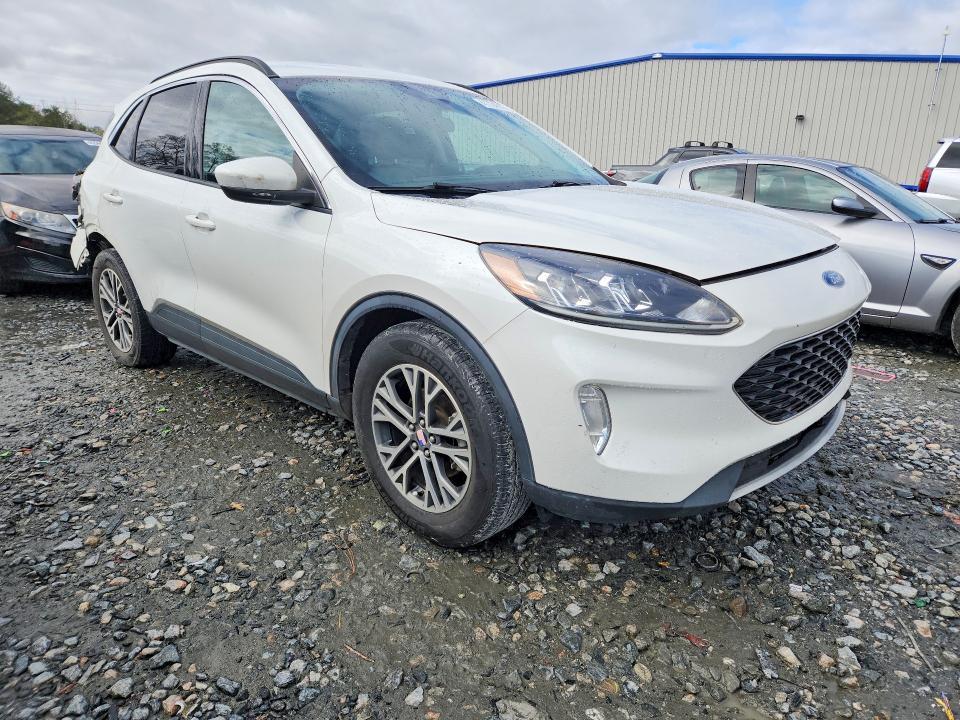 2021 Ford Escape sel