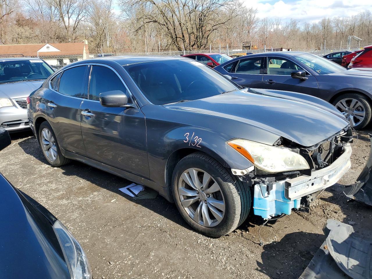 2011 Infiniti M37 x