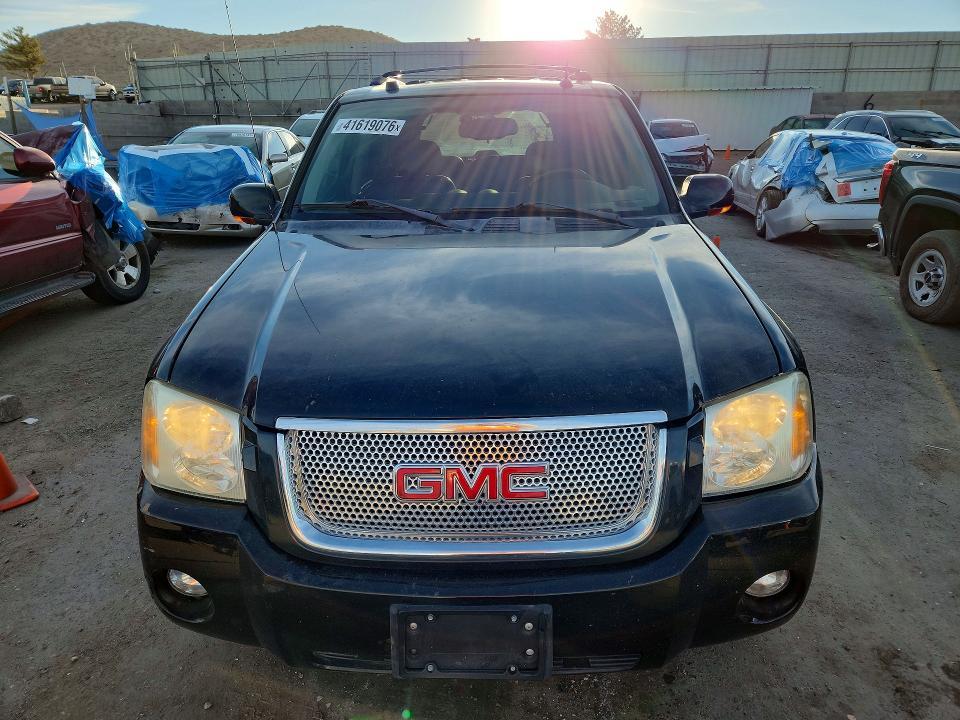 2005 GMC Envoy Denali