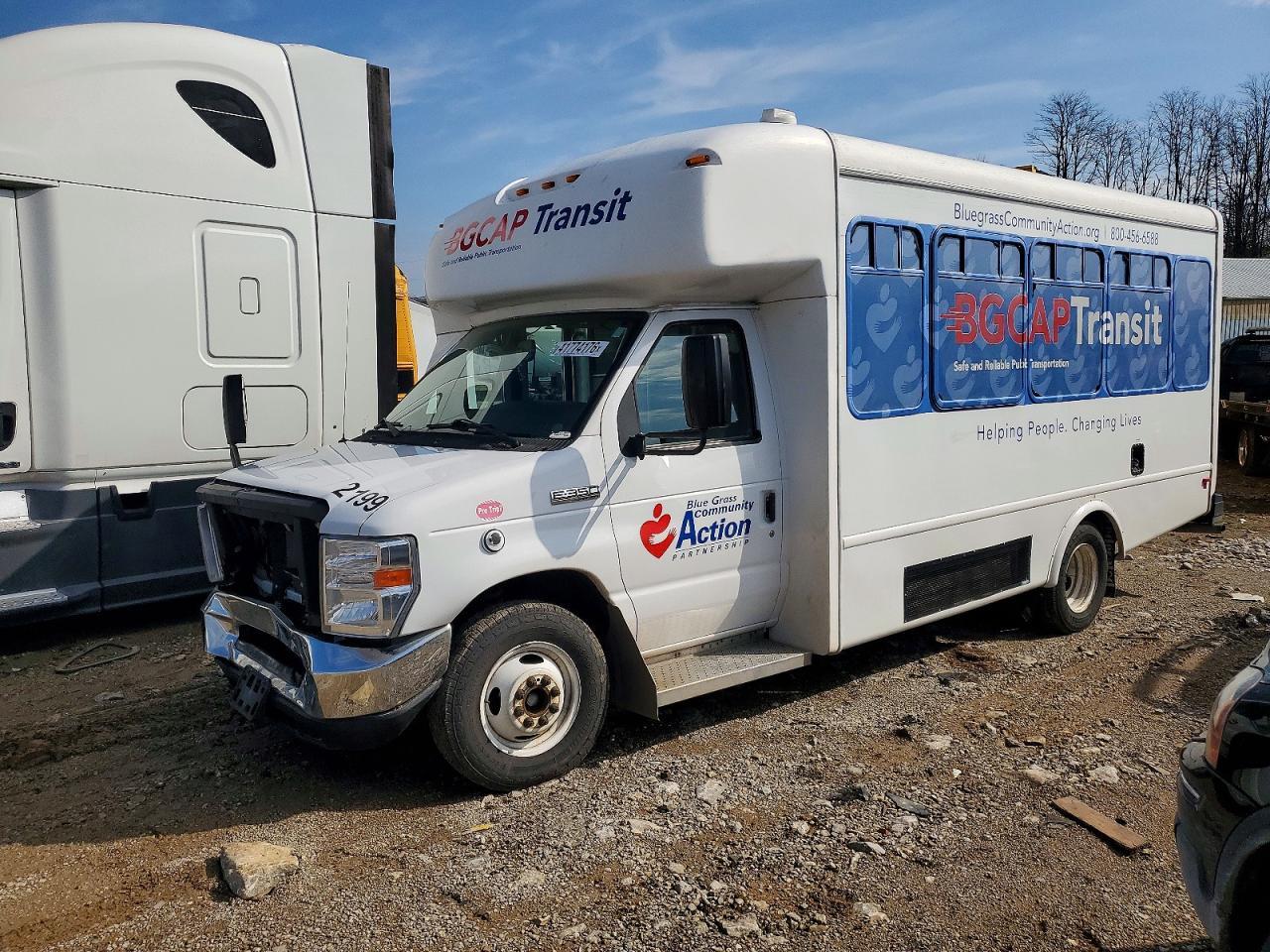 2019 Ford Econoline E350 Super Duty Cutaway Van