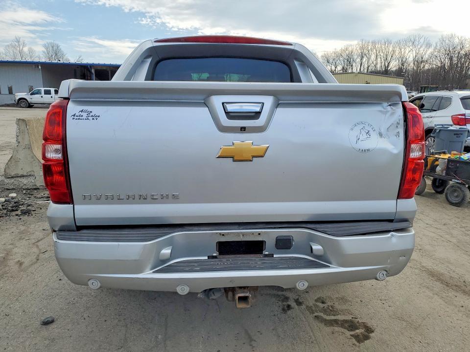 2013 Chevrolet Avalanche LT
