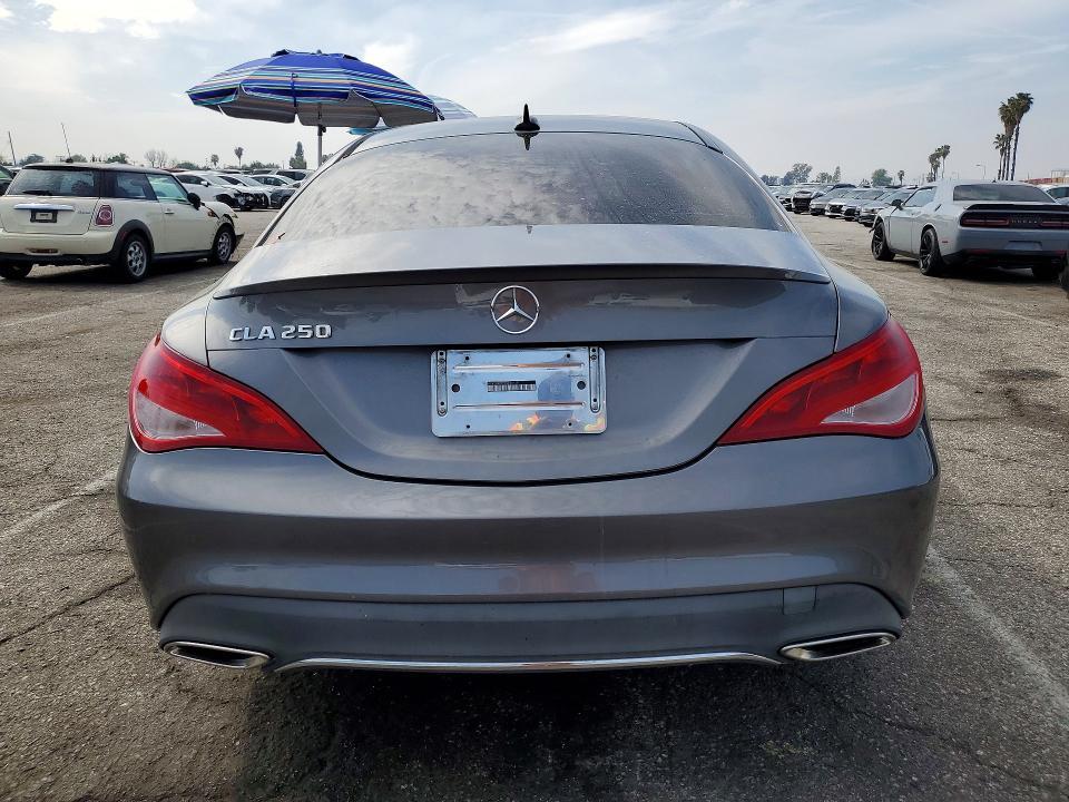2018 Mercedes-Benz Cla 250