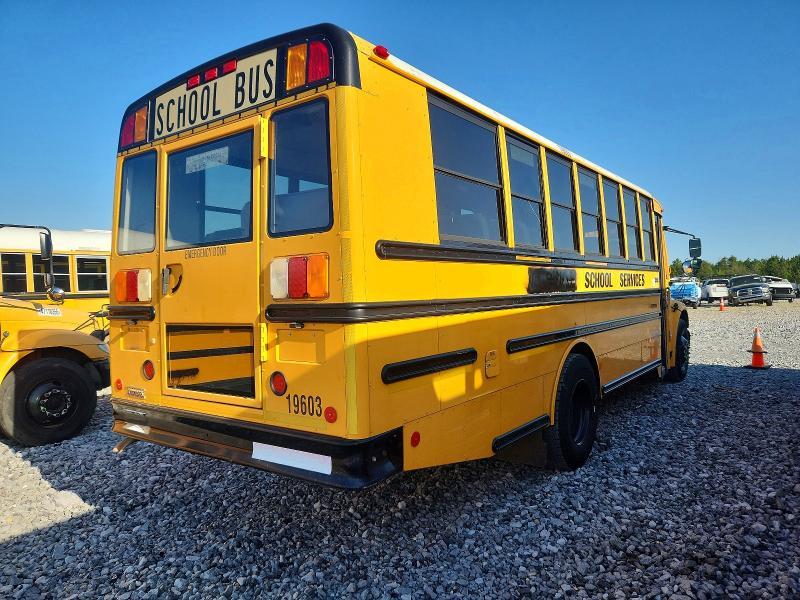 2011 Freigliner 2011 Thomas Built School Bus