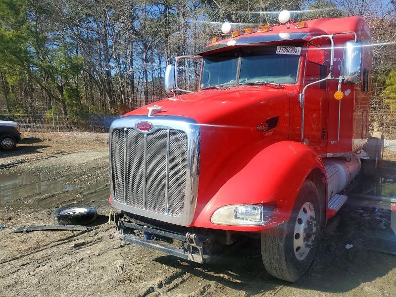 2010 Peterbilt 386 Semi Truck