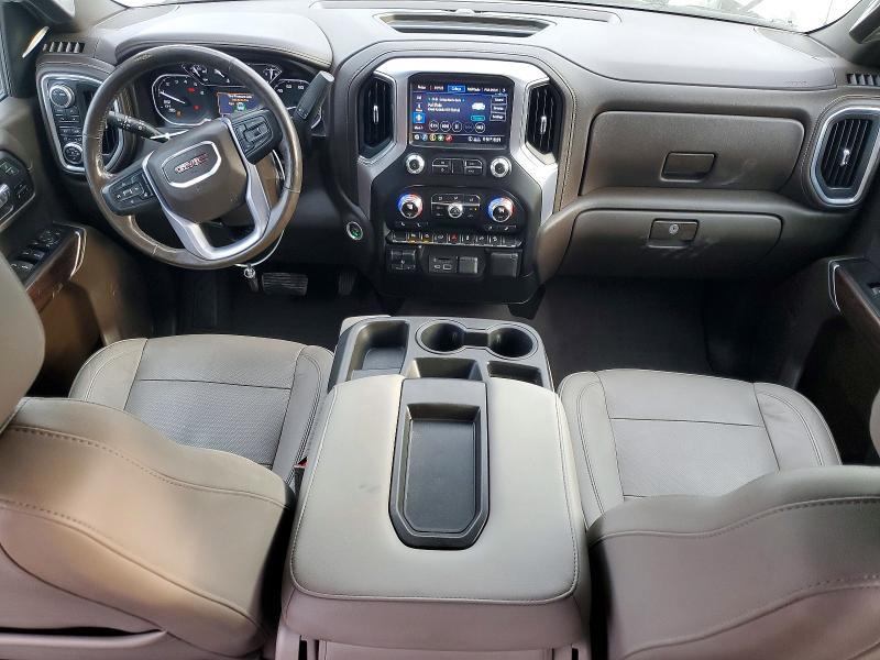 2020 GMC Sierra K1500 SLT
