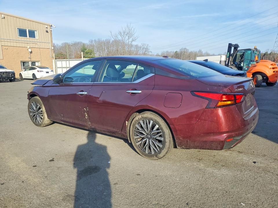 2025 Nissan Altima 2.5 sv