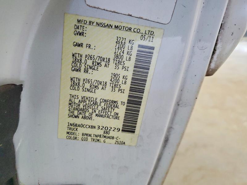 2011 Nissan Titan SV