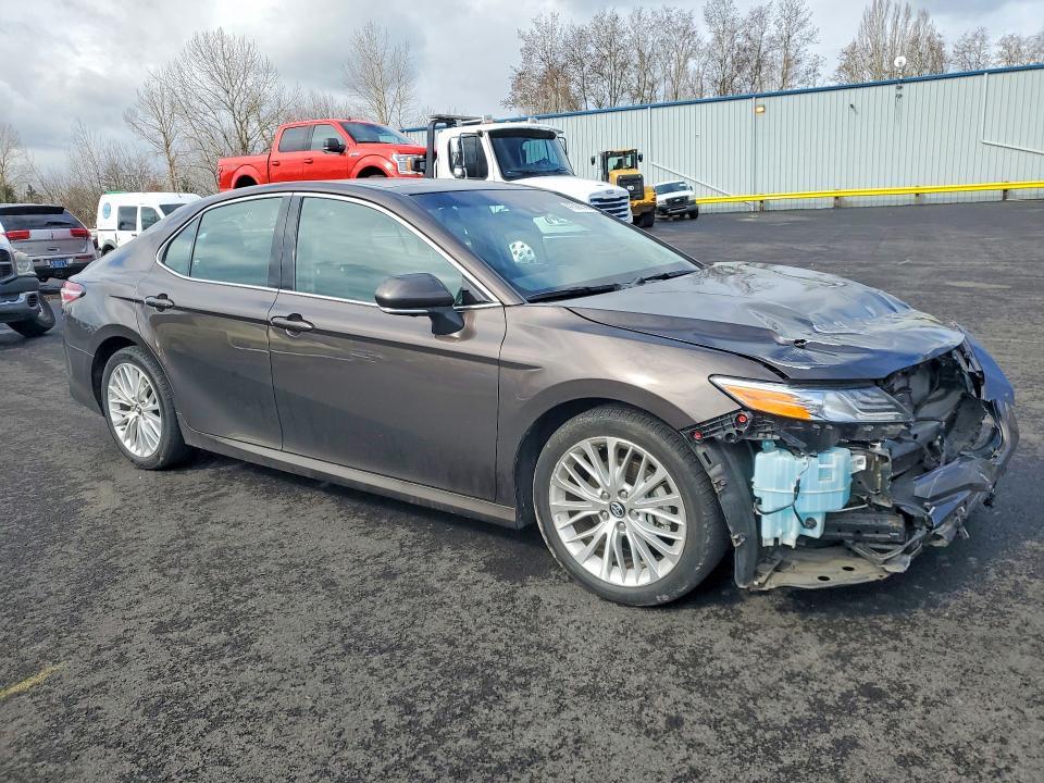 2018 Toyota Camry xle V6
