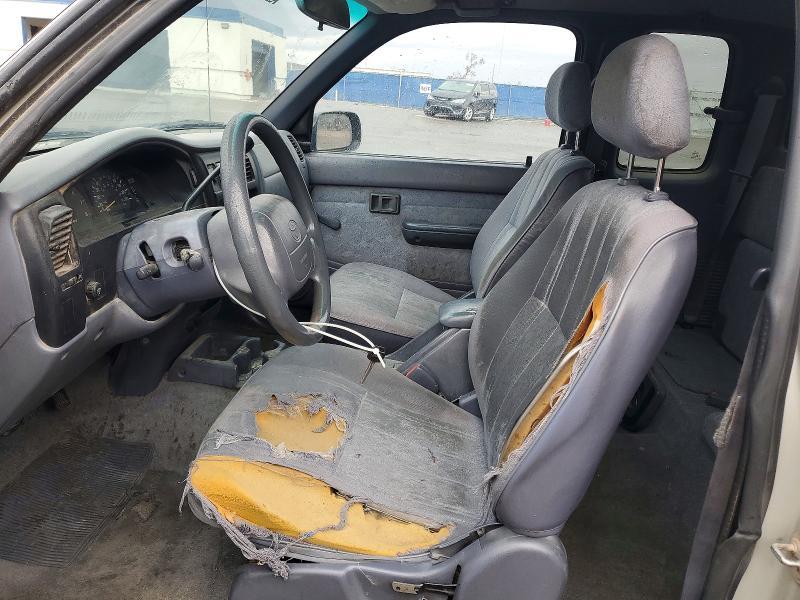 2000 Toyota Tacoma Base