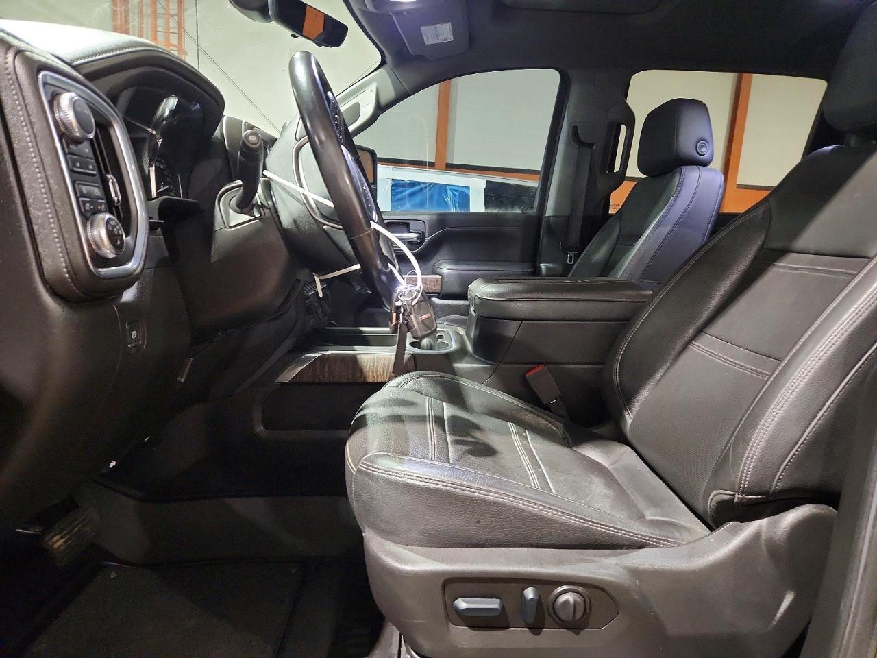 2022 GMC Sierra K3500 Denali