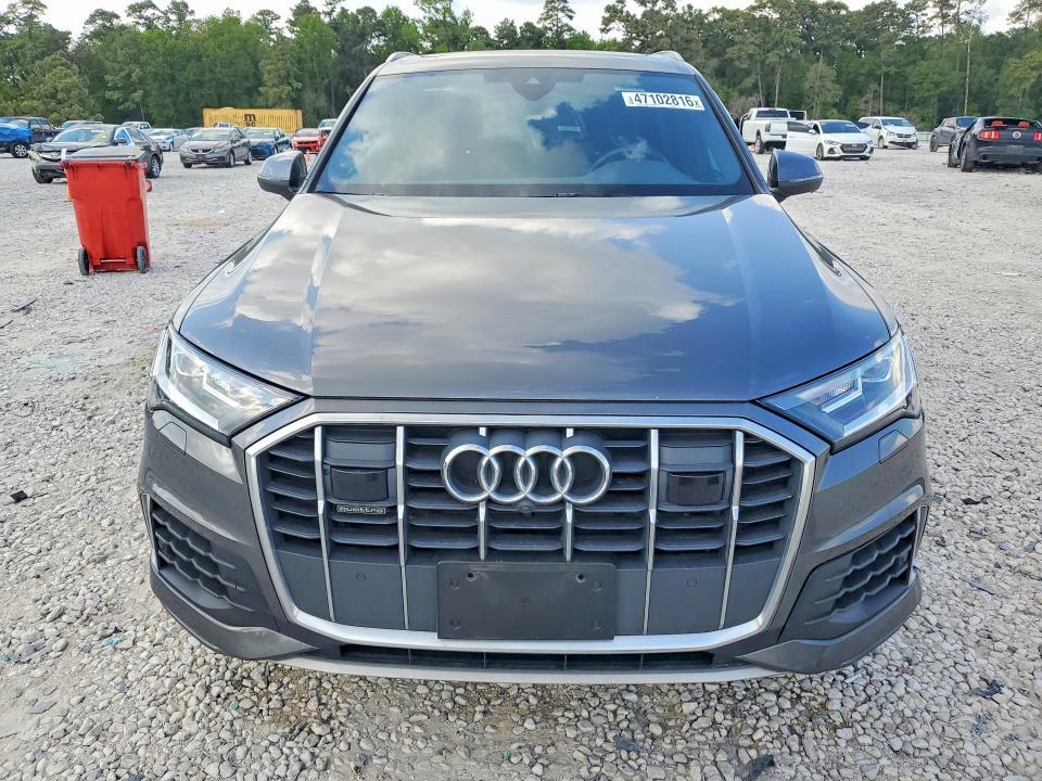 2023 Audi Q7 Premium Plus