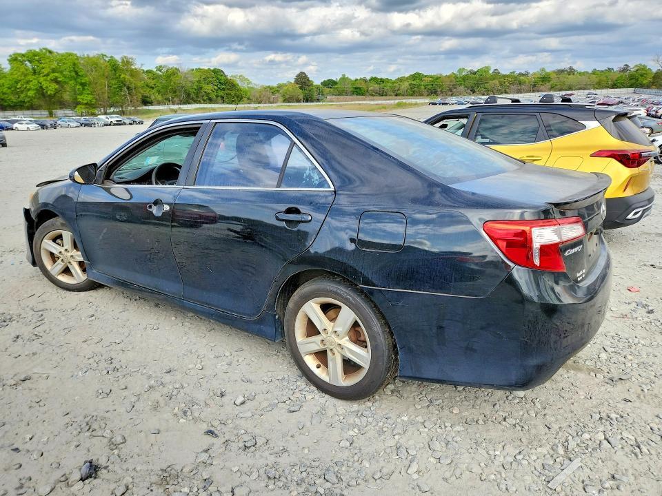 2013 Toyota Camry se
