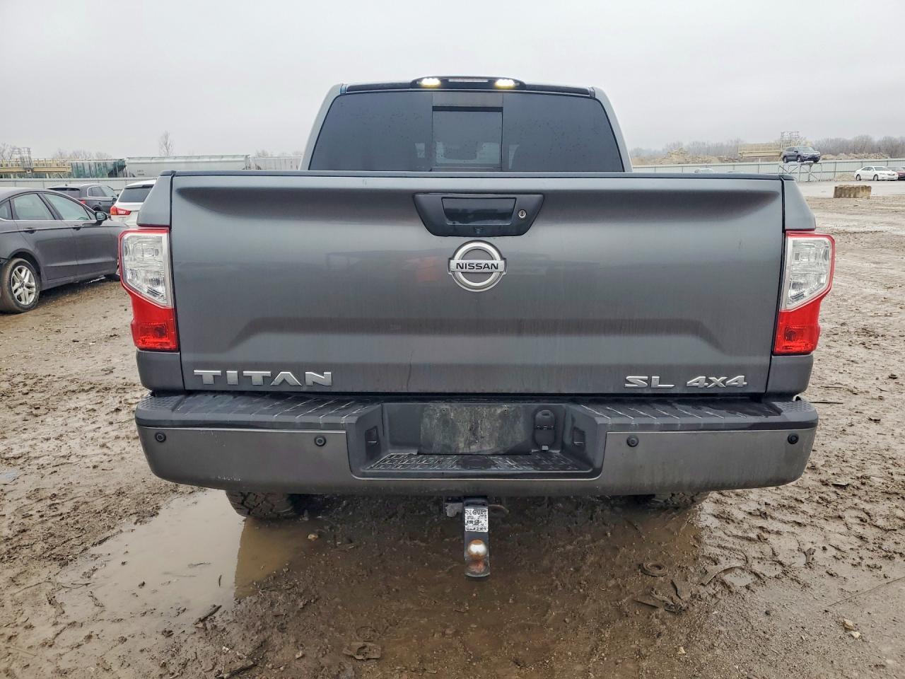 2017 Nissan Titan SL