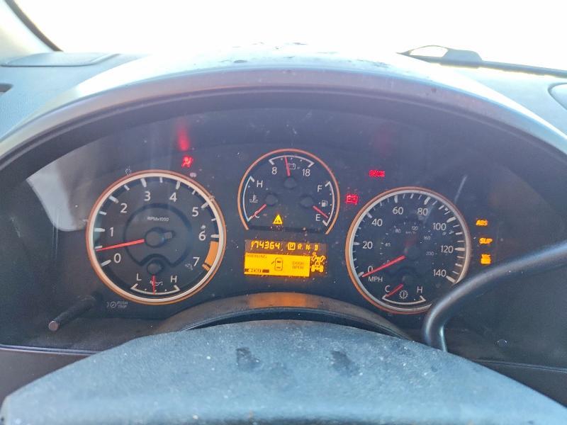 2010 Nissan Titan xe