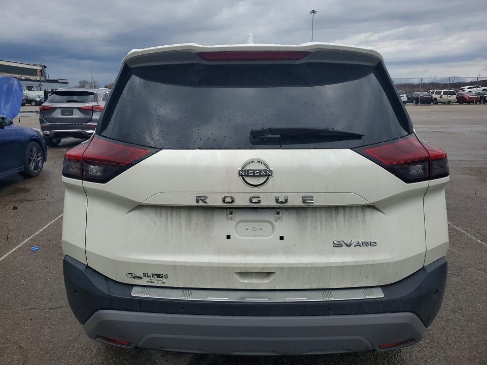 2022 Nissan Rogue sv