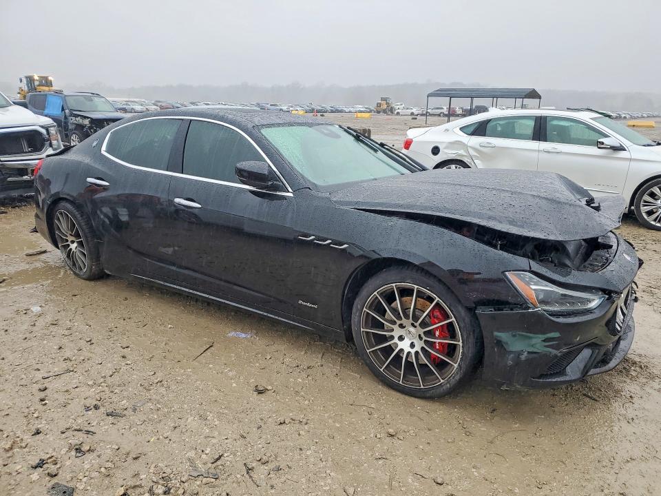 2018 Maserati Ghibli s