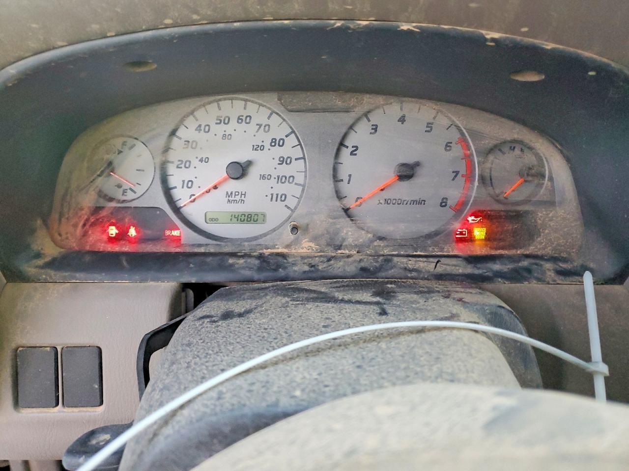 2001 Nissan Frontier XE
