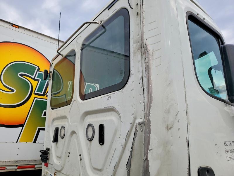 2018 Freigliner Cascadia 113