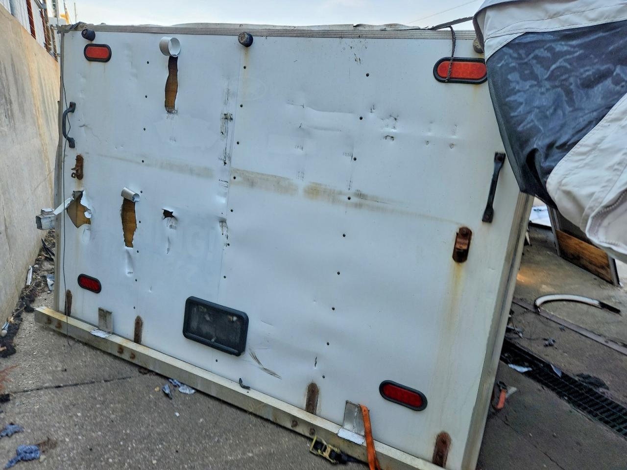 2001 RR Enclosed Cargo Trailer