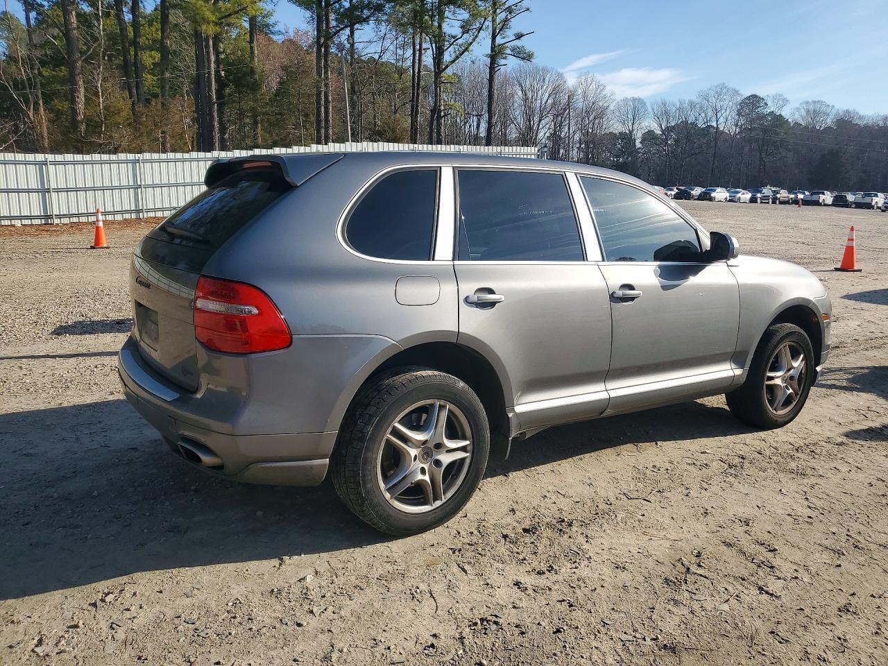 2010 Porsche Cayenne