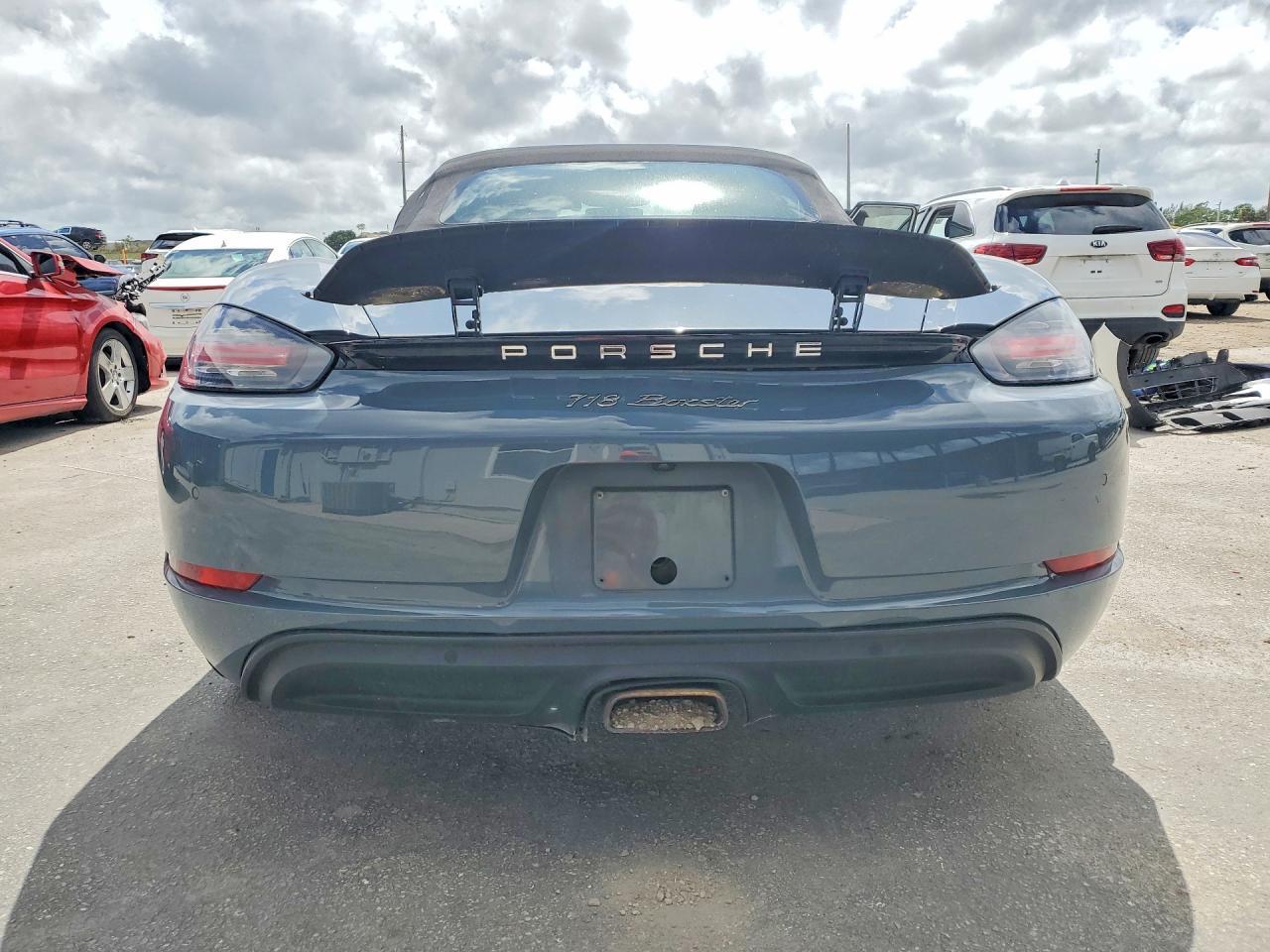 2017 Porsche Boxster