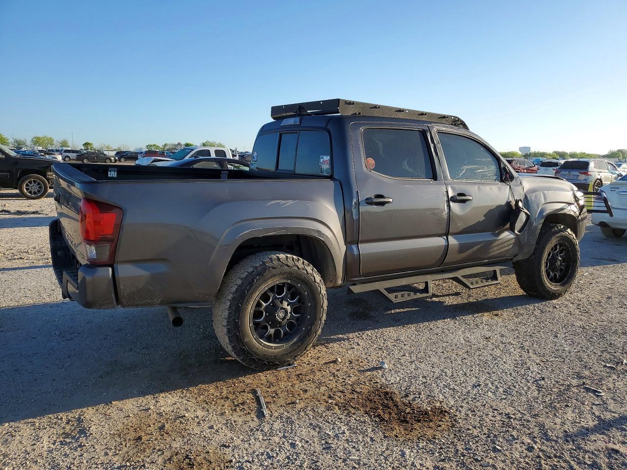 2018 Toyota Tacoma SR