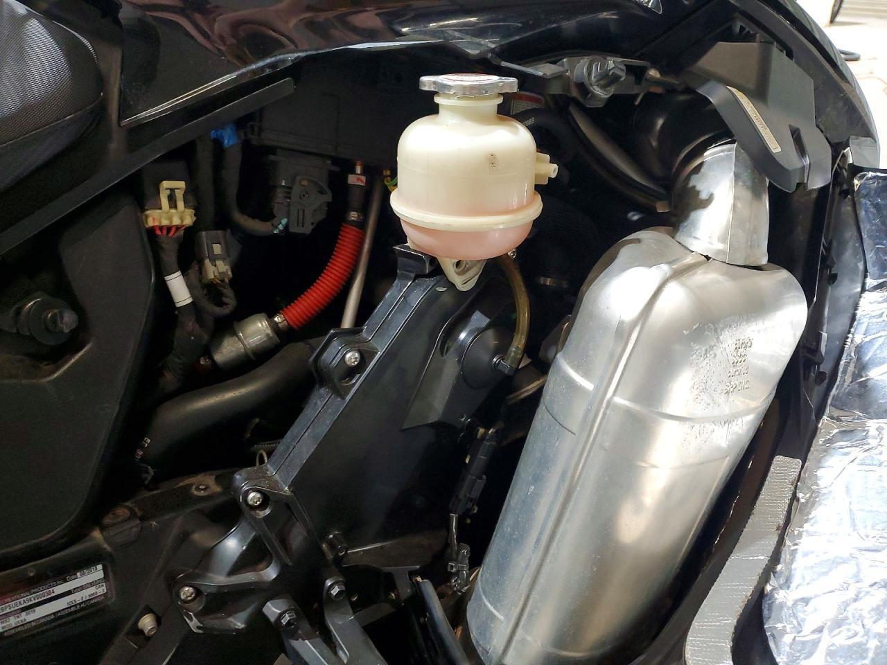 2019 Skidoo Snowmobile