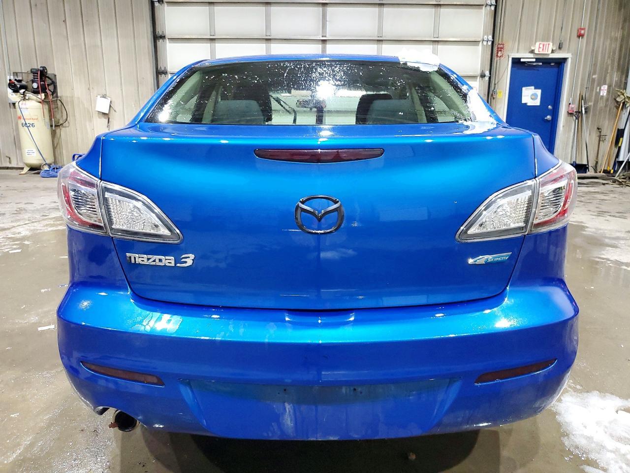 2012 Mazda 3 I
