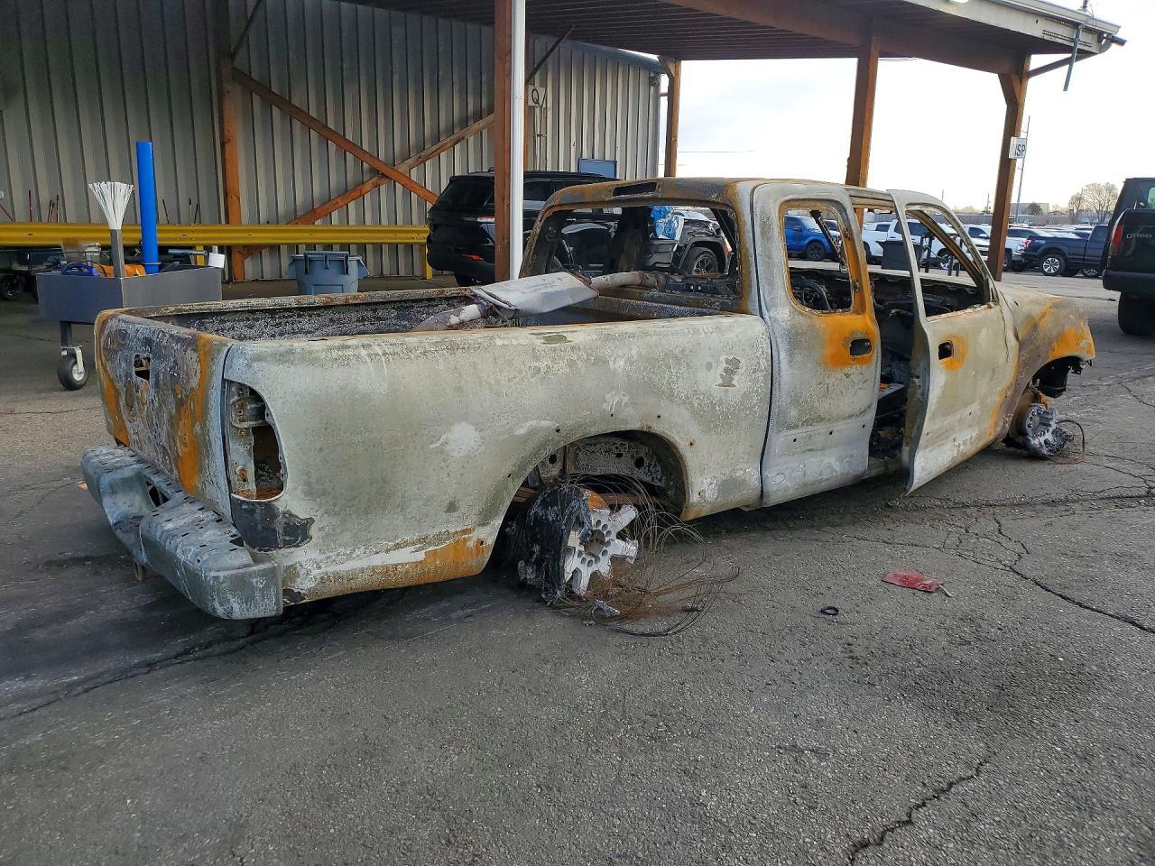 2003 Toyota Tundra SR5