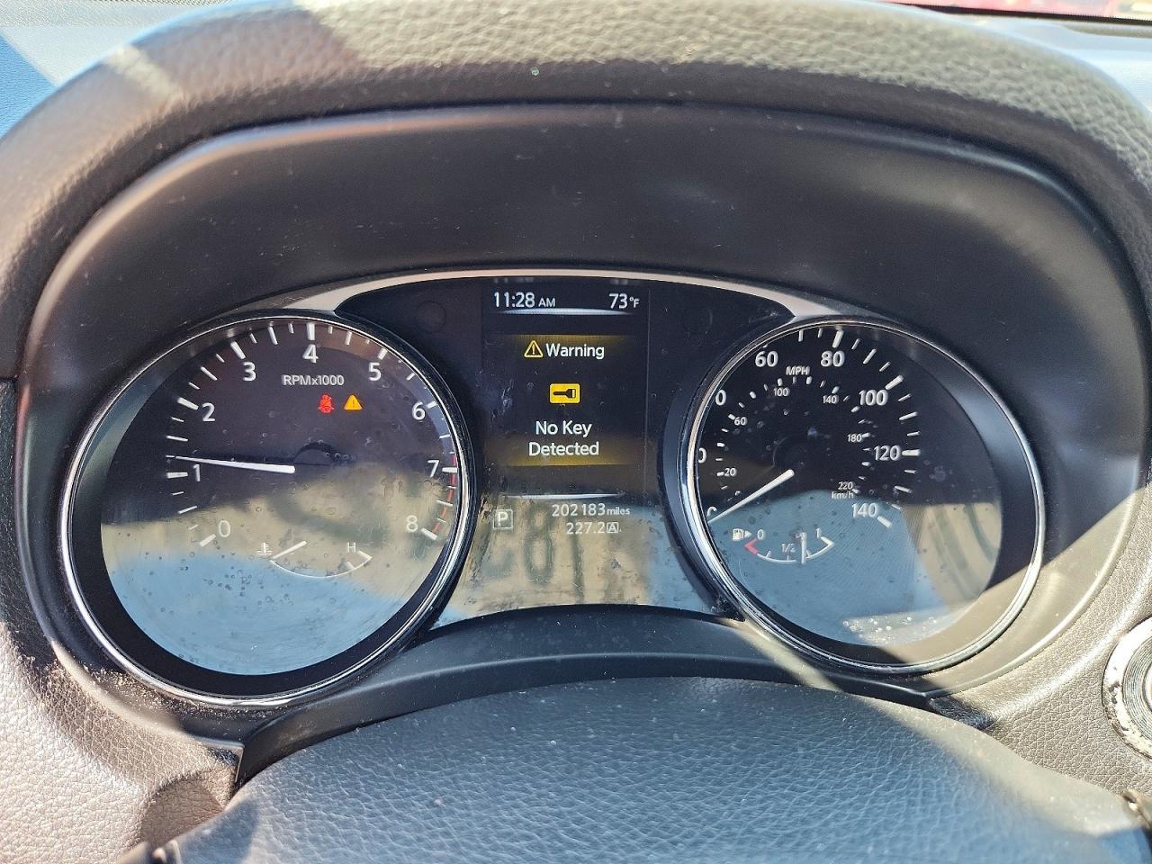 2014 Nissan Rogue sv
