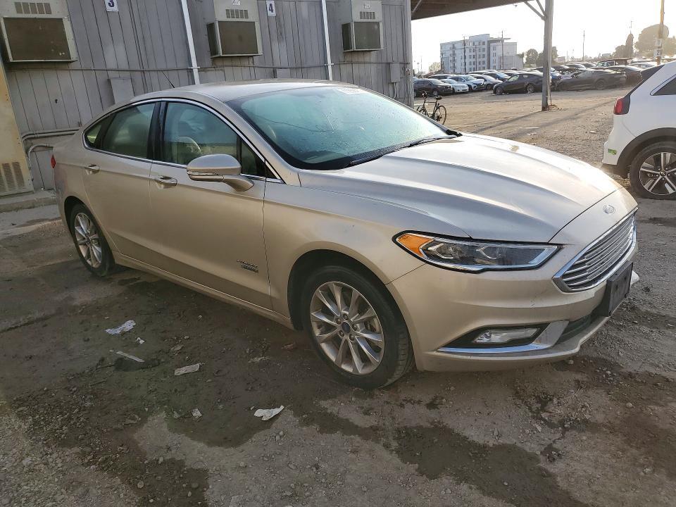 2017 Ford Fusion se Phev