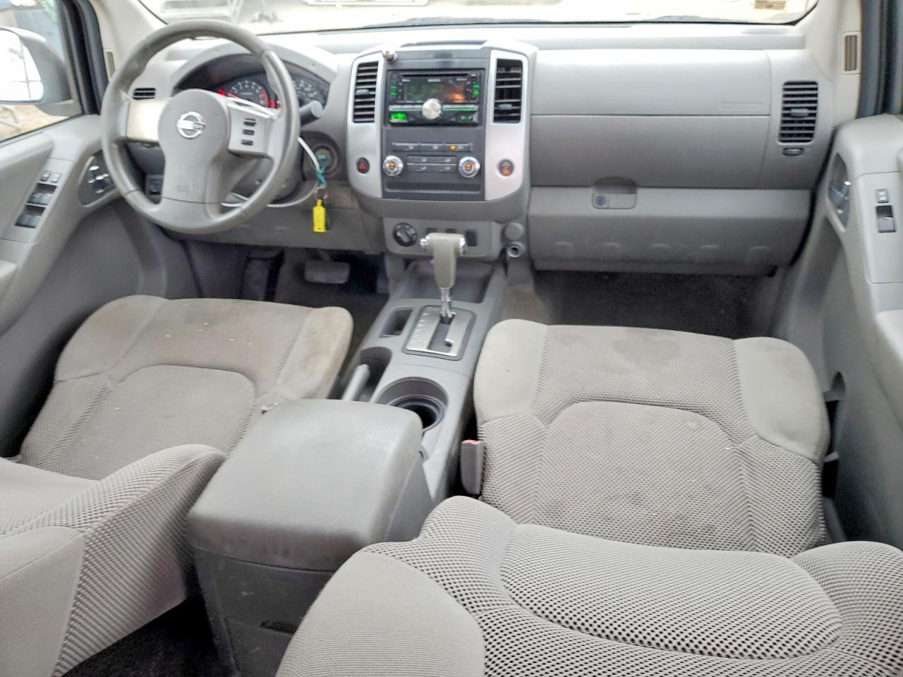 2010 Nissan Frontier SE V6