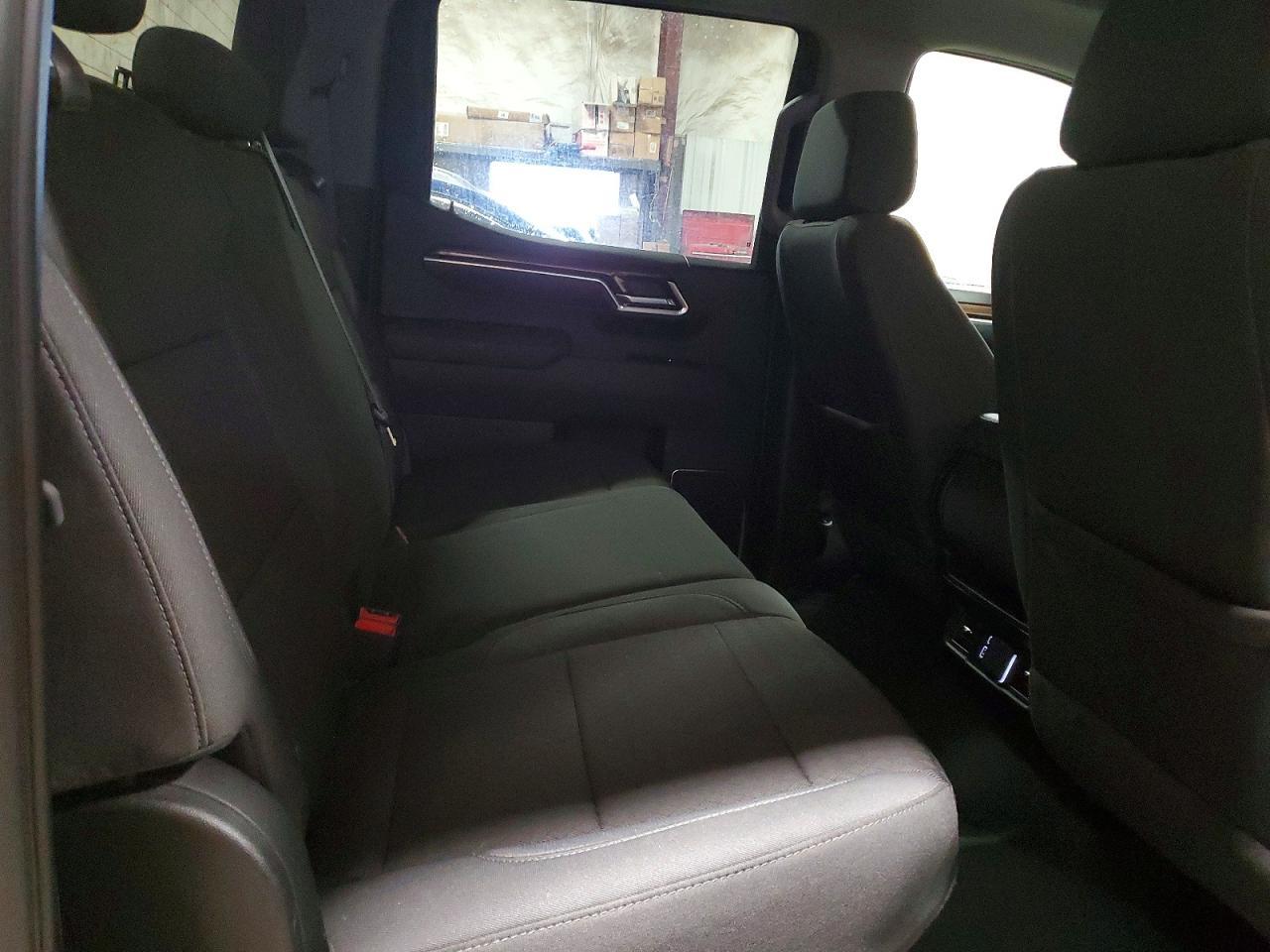 2025 Chevrolet Silverado C1500 LT