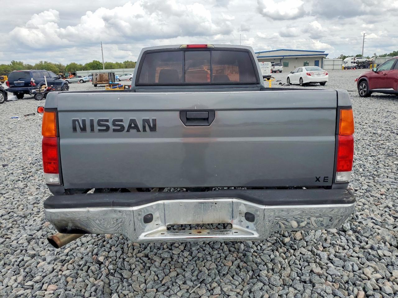 1996 Nissan Truck XE