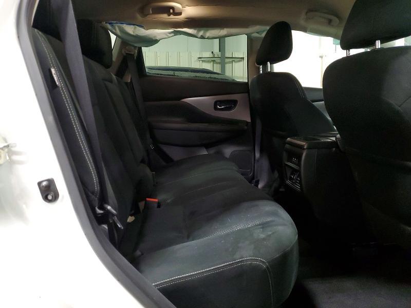 2019 Nissan Murano s