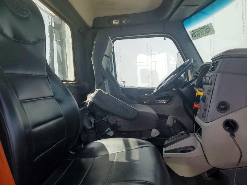 2017 Peterbilt 579 Semi Truck