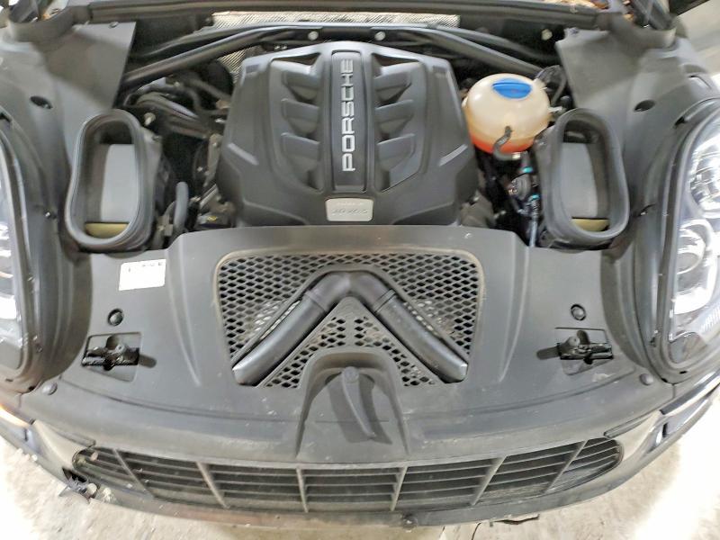 2015 Porsche Macan s