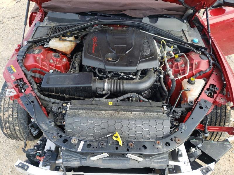 2018 Alfa Romeo Giulia ti Q4