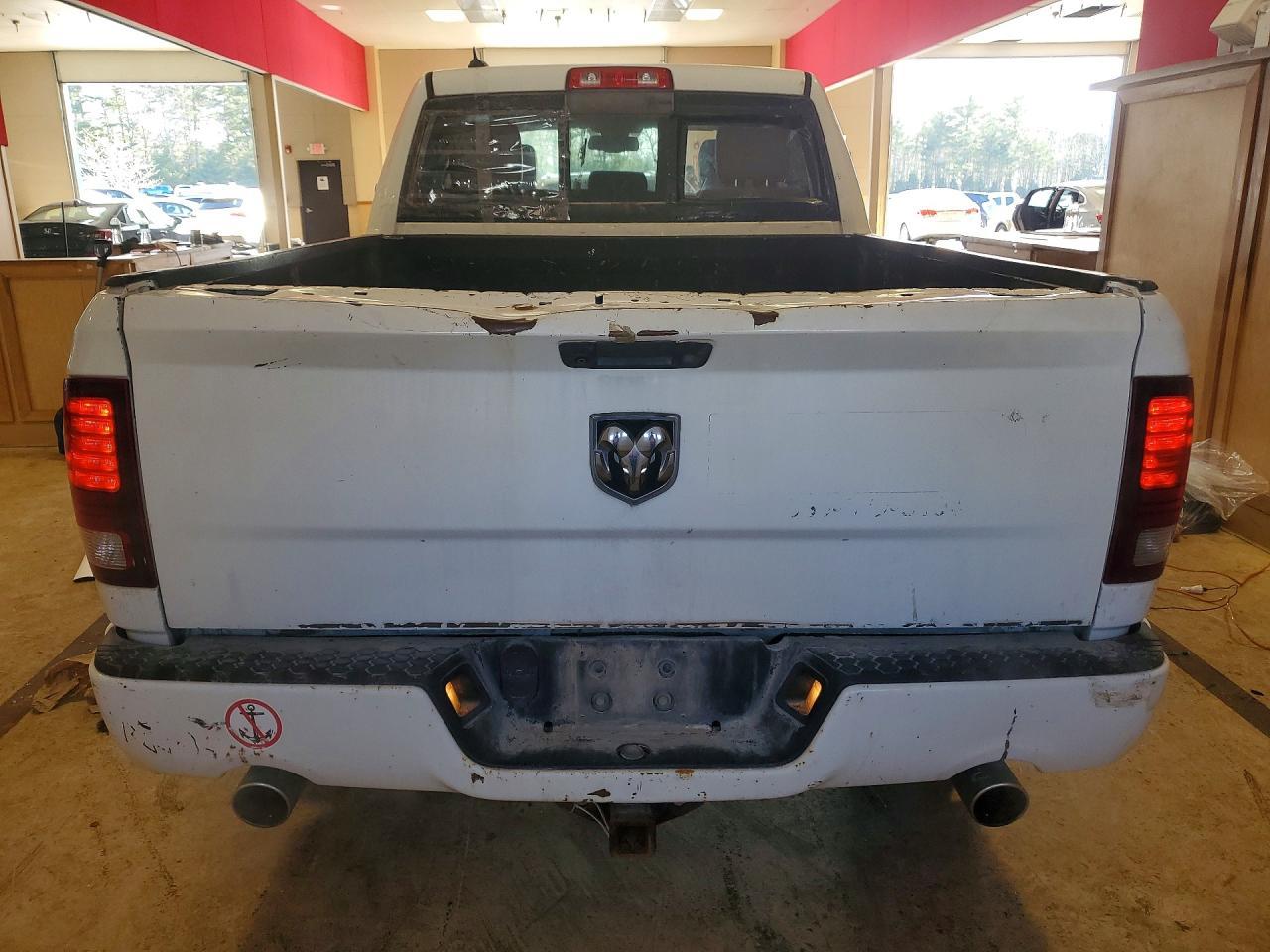 2015 Dodge RAM 1500 Sport