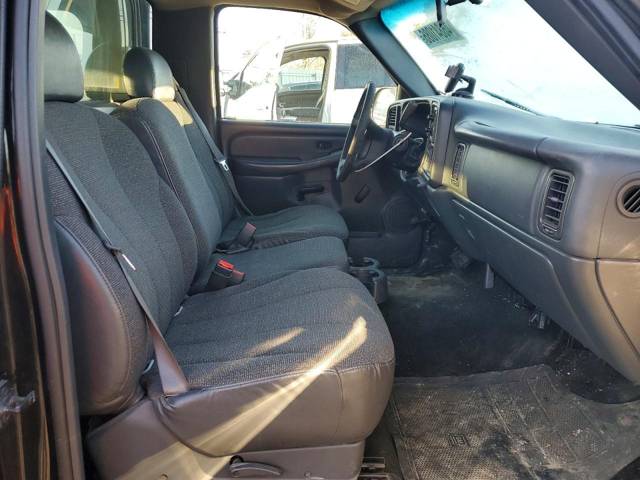 2002 Chevrolet Silverado C1500