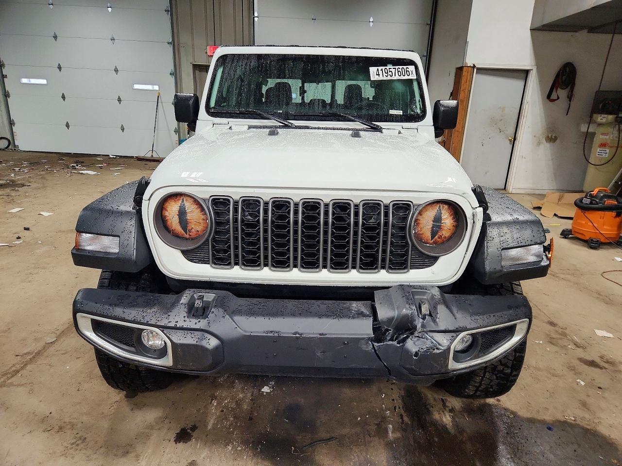 2025 Jeep Gladiator Sport