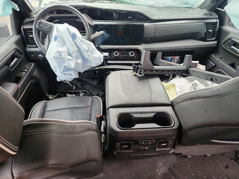 2025 GMC Sierra K2500 AT4X