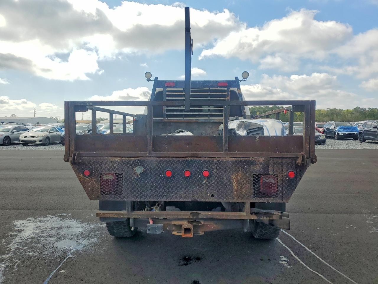 2015 Ford F250 Super Duty Flatbed Truck