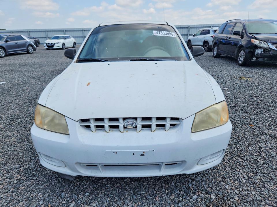 2002 Hyundai Accent gl
