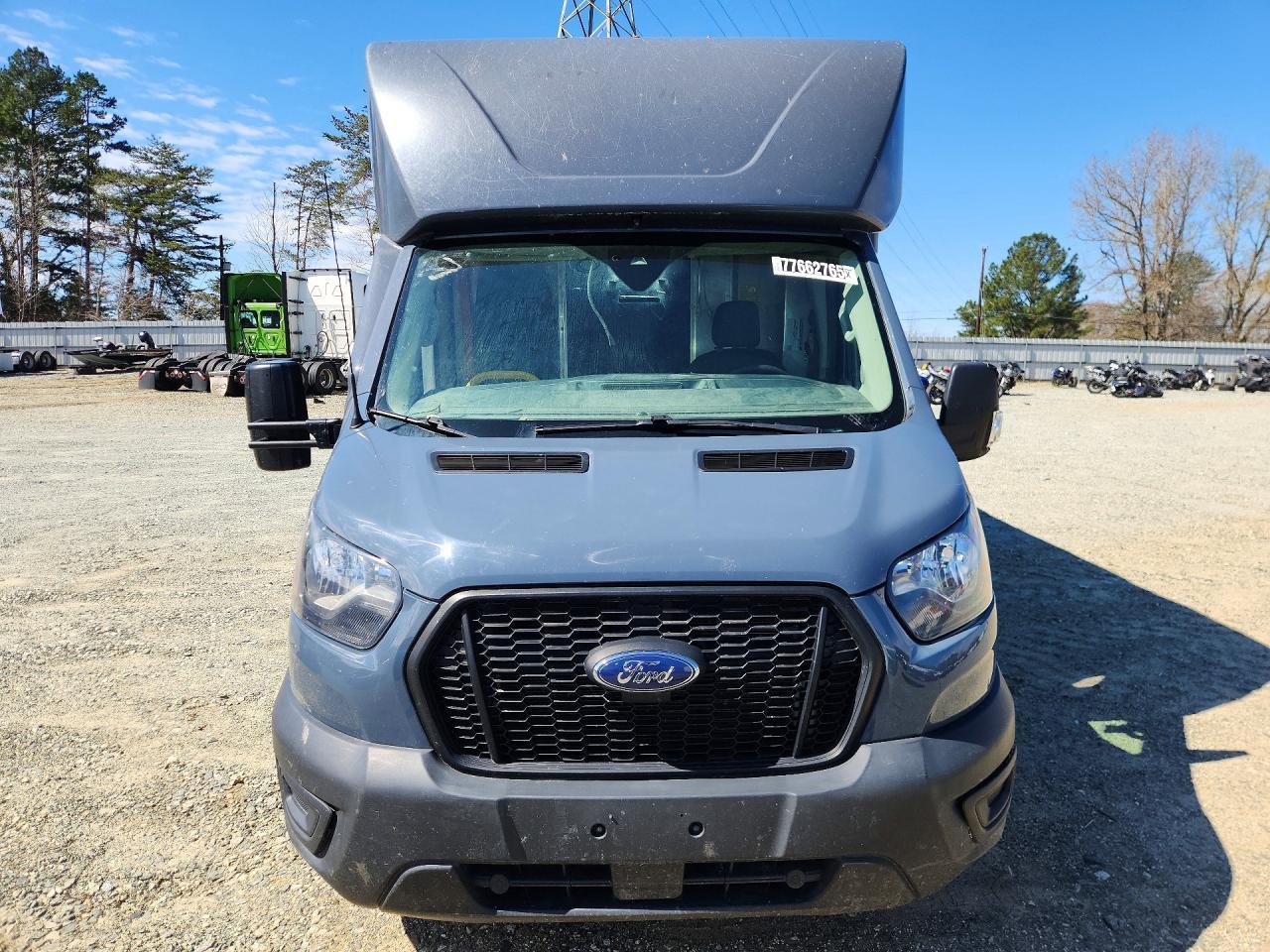 2021 Ford Transit Delivery Truck