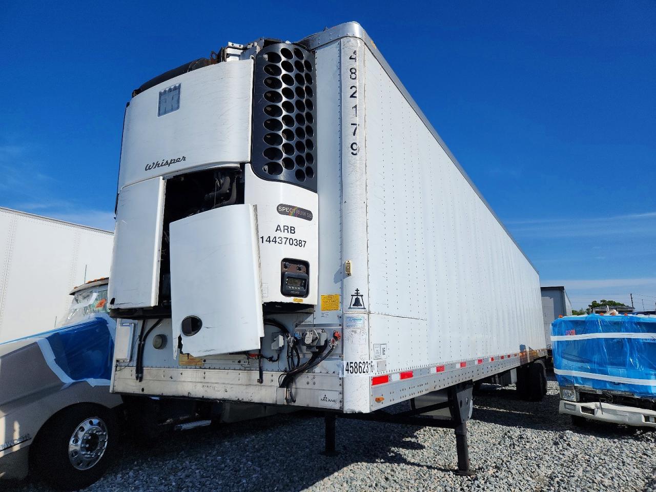 2015 Utility VS2RA Refrigerated Van Trailer