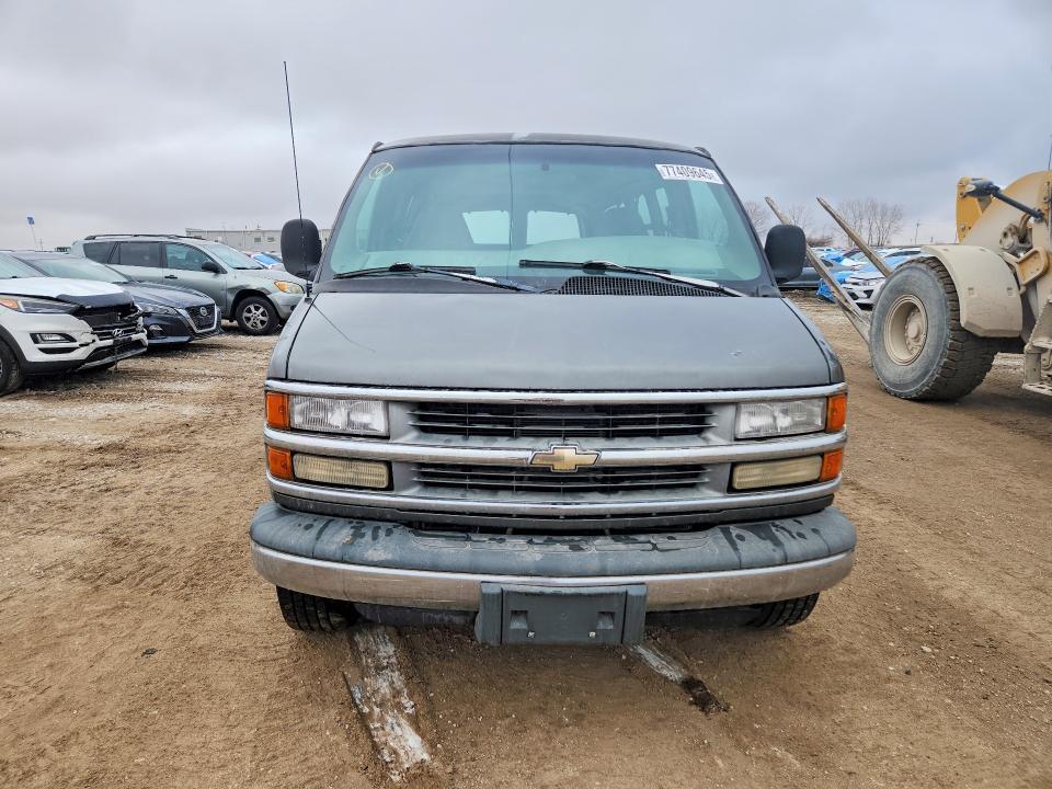 2000 Chevrolet Express G3500