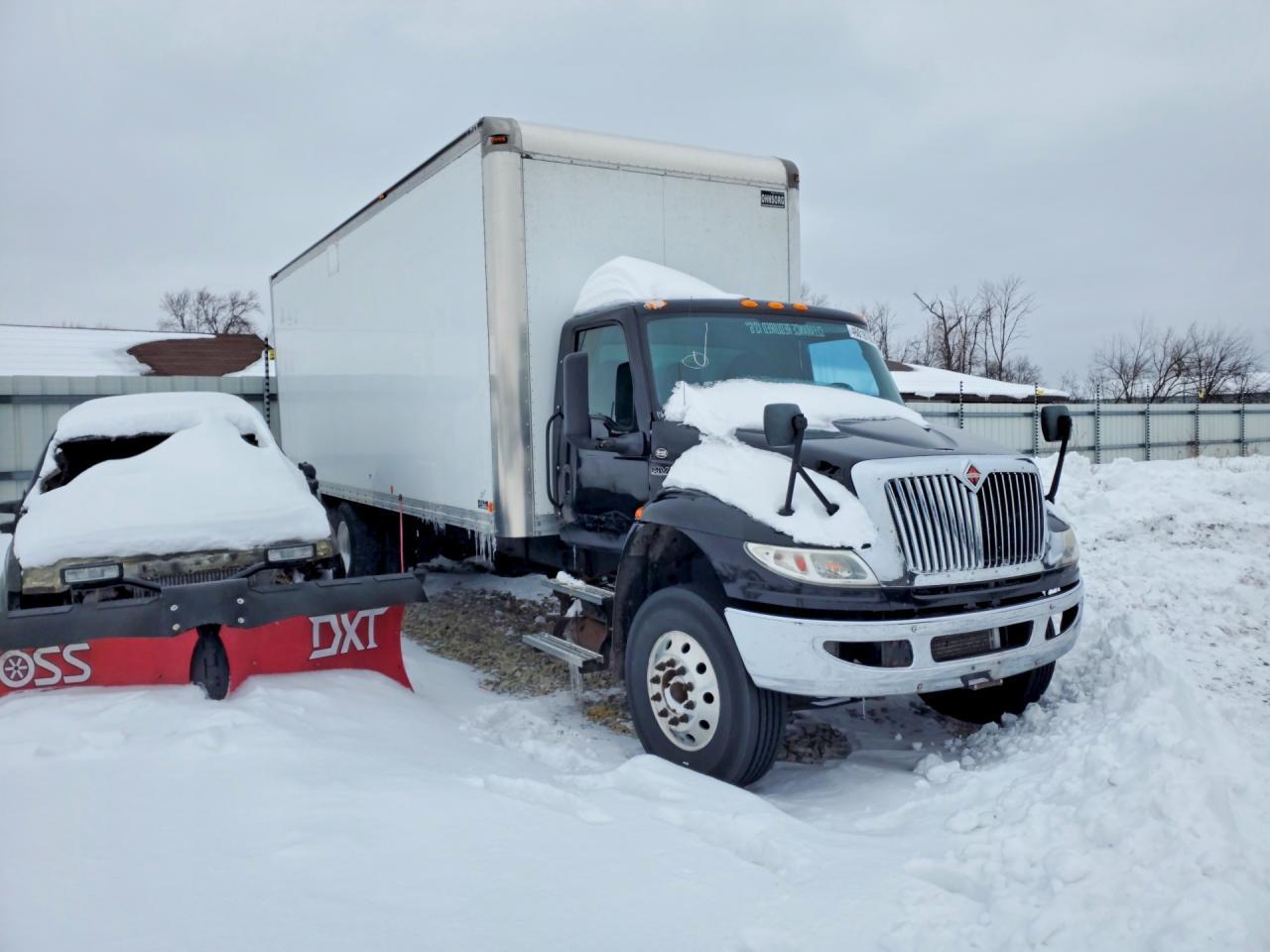 2021 International MV607 BOX Truck
