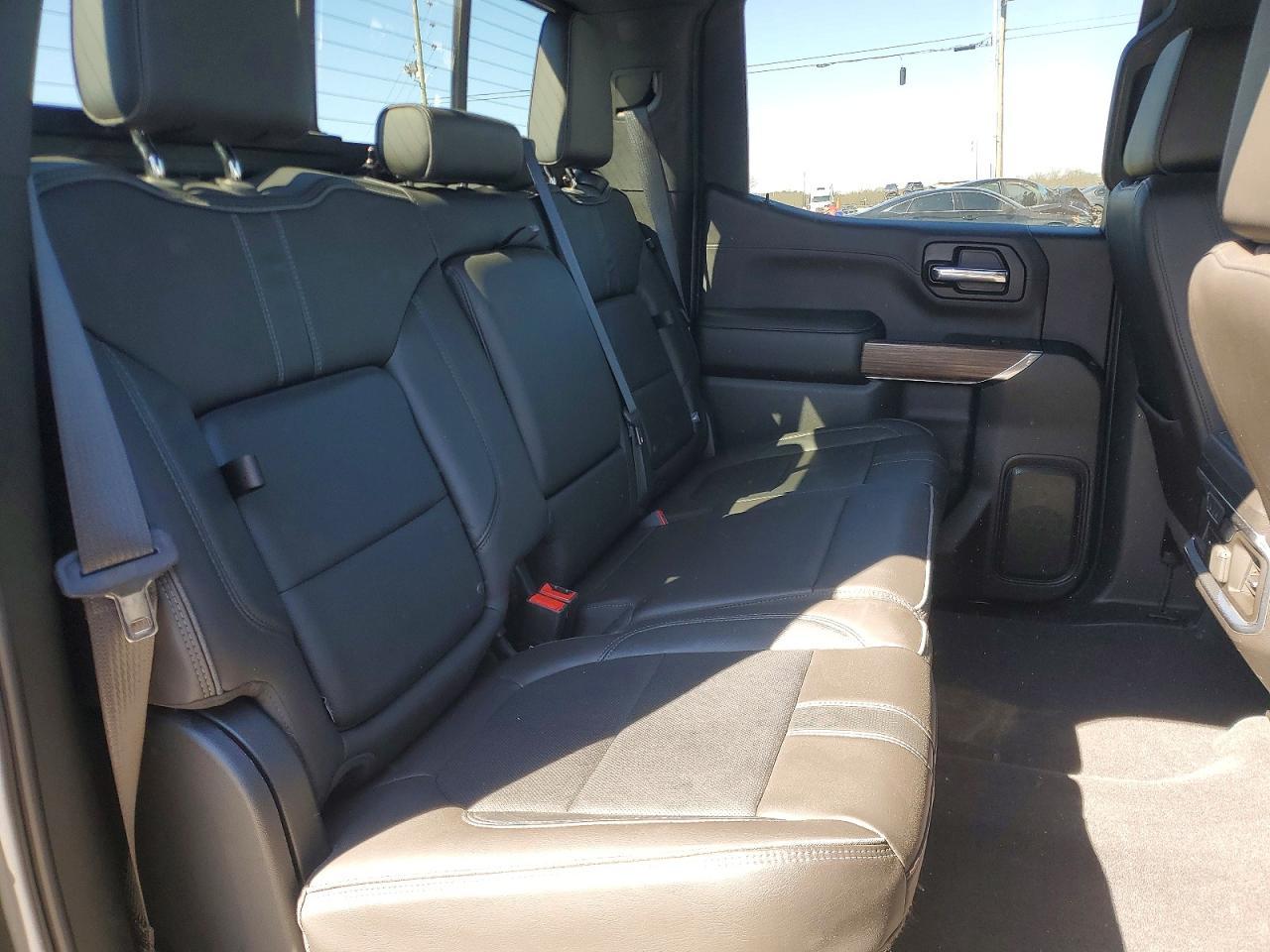2019 Chevrolet Silverado K1500 High Country